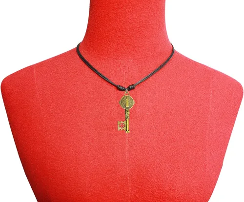 Vista 5 de Bijoux De Ja Colgante de bronce envejecido con colgante de llave de San Benito