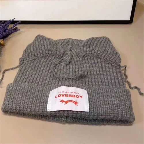 Vista 2 de Kpop Stray Kids Bangchan Felix Beanie Knit Skull Cap Warm Cat Ear Sombreros Chicos Mujeres Loverboy Beanie Hat