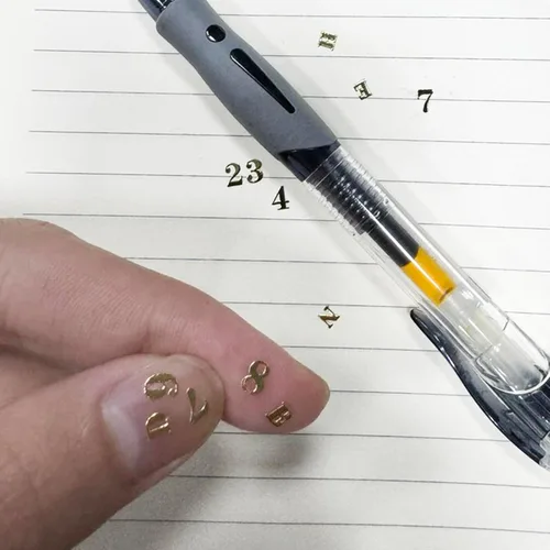 Vista 4 de MECCANIXITY 4 hojas de calcomanías de resina con letras pequeñas 3D de la A a la Z, color dorado, mini calcomanías del alfabeto, aleación metálica