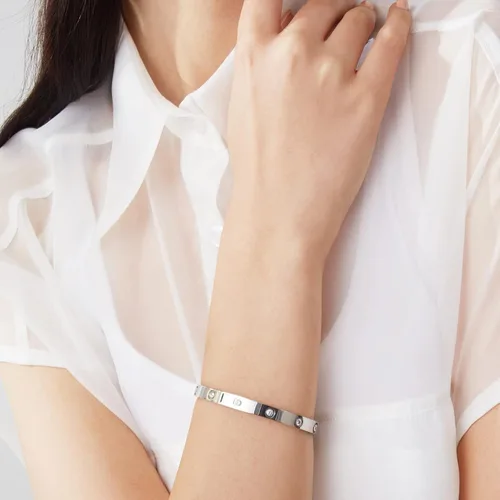Vista 5 de PDWZNBA - Pulseras de amistad y amor chapadas en oro de 18 quilates con circonitas cúbicas, brazalete de acero inoxidable de moda