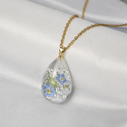 Vista 94 de Collar de flores silvestres prensadas con encaje de Forget-Me-Not y Queen Anne Collar de flores prensadas de oro Collares hechos a mano