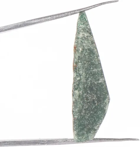 Vista 3 de Gemhub Piedra suelta sin tratar de jade verde sin cortar para decoración, joyería 36.15 ct