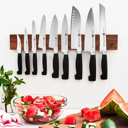 Vista 2 de ZWILLING Four Star - Cuchillo Santoku de borde hueco de 7 pulgadas, color negro y acero inoxidable
