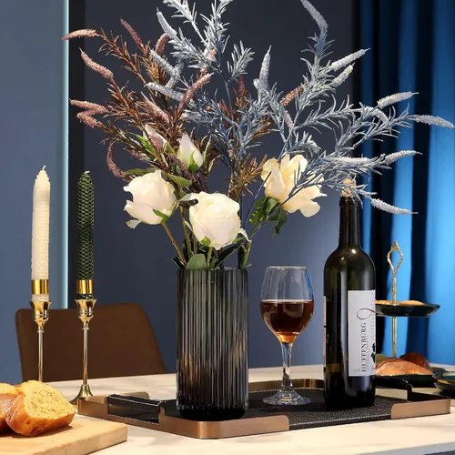 Vista 4 de Florero cilíndrico pequeño de cristal marrón acanalado para decoración de centros de mesa de comedor de granja