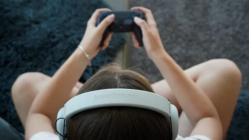Vista 5 de beyerdynamic Auriculares inalámbricos para juegos MMX 200 (gris)