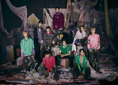 Vista 6 de NCT 127 Favorito 3er álbum de reempaquetado 2 versión CD+1p póster+112p fotolibro+1p marcador+1p postal+1p tarjeta colgante+1p PhotoCard+Mensaje