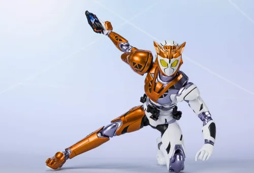 Vista 4 de TAMASHII NATIONS S.H.Figuarts Kamen Rider Valkyrie Corriendo Guepardo Kamen Rider Zero-One