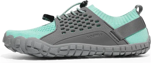 Vista 2 de NORTIV 8 Zapatos de agua de secado rápido para mujer, sensación de pies desnudos, para deportes acuáticos, para la playa o la piscina, para nadar