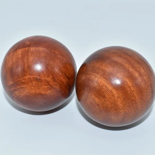 Vista 8 de Bolas de Baoding de 2 pulgadas para ejercicios de salud chinos, bolas de estrés de palisandro