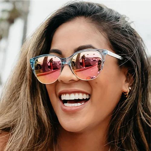 Vista 13 de Blenders Eyewear Starlet – Gafas de sol polarizadas con montura de ojo de gato – 100% protección UV – Gafas de moda para mujer
