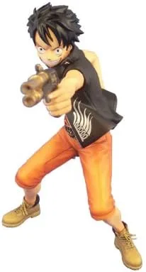 Vista 2 de Figura de colección de pintura para puertas Serie de una pieza #1 Monkey D Luffy "Los tres mosqueteros" figura pintada escala 1/7