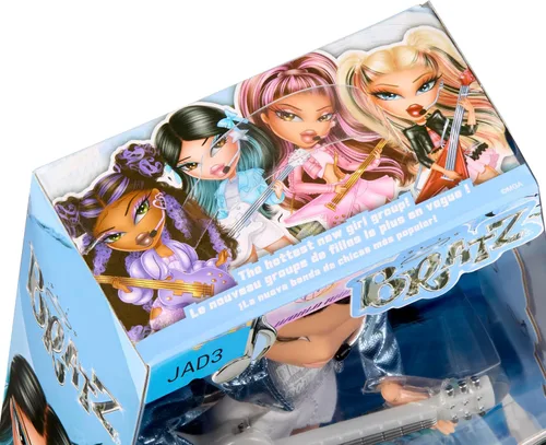 Vista 15 de Bratz Pop Starz Jade Fashion Doll con accesorios y encanto