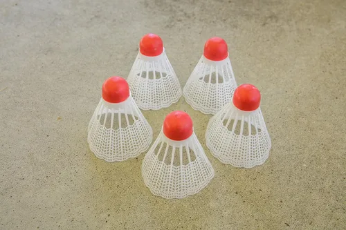 Vista 5 de Triumph - Volantes de bádminton (6 unidades, blanco)