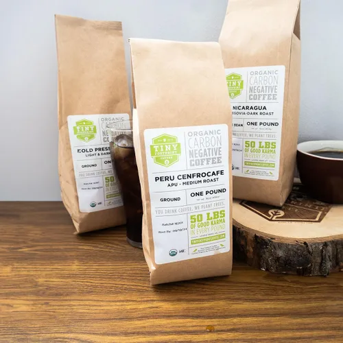 Vista 7 de Café de grano entero orgánico de Tiny Footprint, tostado ligero, bolsa de 3 libras