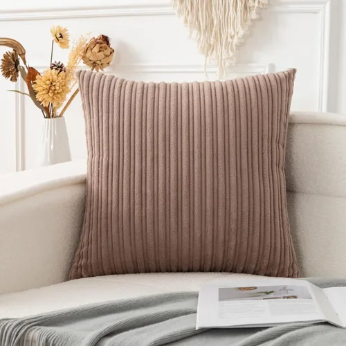 Vista 27 de UGASA - Fundas de almohada decorativas de terciopelo suave y sólidas de Navidad para sala de estar/sofá, 16 x 16 pulgadas, 2 unidades, color burdeos