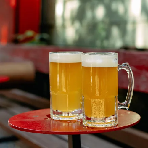 Vista 5 de Jarra de Cerveza de Vidrio con Asa – 34 onzas líquidas / 1L – Jarra de Cerveza Grande y Pesada para Cerveza de Raíz – Mejor Regalo para Hombres