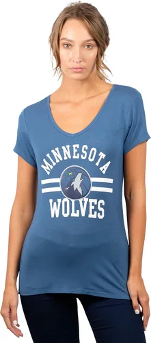 Vista 25 de Ultra Game Camiseta de mujer NBA Oficial con cuello en V y strass de manga corta
