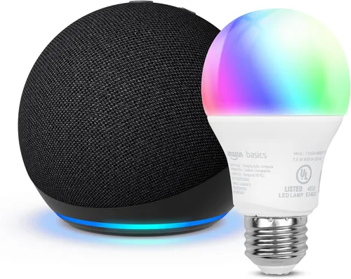 Vista 2 de Echo Dot con bombilla inteligente de color Amazon Basics