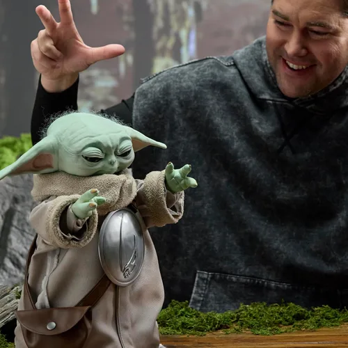 Vista 12 de STAR WARS Ultimate Grogu, 1:1 Scale Premium Animatronic, Limited Edition Life-Size Replica Ages 14+