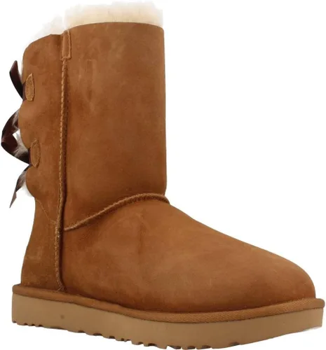 Vista 6 de UGG Bailey Bow II para mujer Castaño