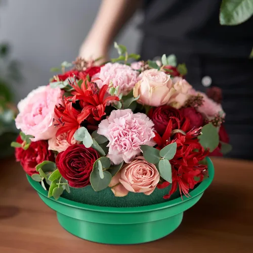 Vista 5 de Hahood Paquete de 8 rondas de espuma floral verde en cuencos, kit de arreglo floral para flores frescas y artificiales, 4.7 pulgadas de diámetro