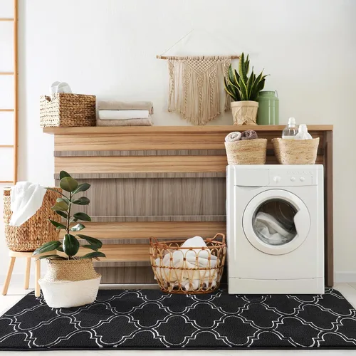 Vista 5 de Chicrug - Alfombra geométrica moderna de 2 x 6 pies para dormitorio o pasillo Negro Geometric