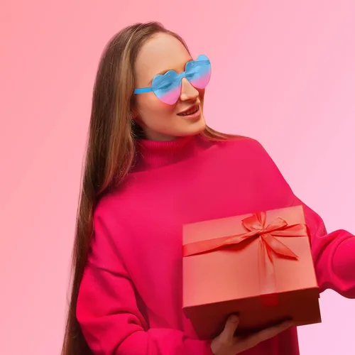 Vista 6 de RTBOFY 2PCS Heart Sunglasses for Fashion Party Queen Style, Rimless Heart Shaped Sunglasses for Women Party Favor