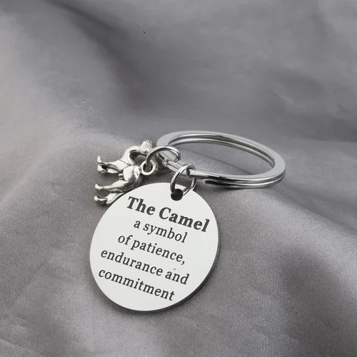 Vista 5 de ENSIANTH Llavero de camello, regalo inspirador para amantes del camello, regalo para amantes de los animales del desierto, regalo para dueños de cam
