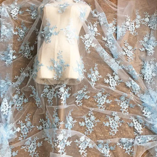 Vista 4 de Tela de malla de encaje bordado de tul de encaje floral azul delicado para vestidos de fiesta vestido de fiesta 51 pulgadas de ancho vendido por 3.3