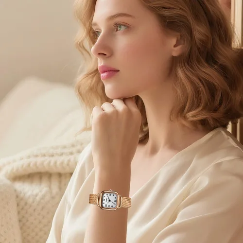 Vista 3 de Reloj cuadrado de oro rosa para mujer con esfera de números arábigos pequeños, pulsera de acero inoxidable, movimiento de cuarzo, resistente al agua