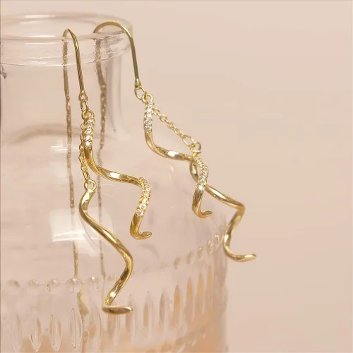 Vista 4 de Sonateomber Aretes de cadena larga de oro para mujer, aretes de hilo colgantes de moda, regalo de joyería