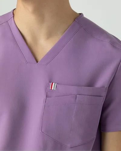 Vista 4 de Mediclo Camisa médica médica para hombre - Crevan Essential 3 bolsillos Eco amigable con el medio ambiente FYSEL tela con cuello en V camisa ropa