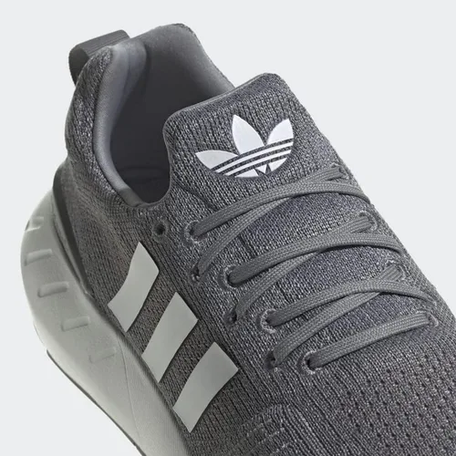 Vista 8 de adidas Tenis Swift Run 22 para hombre