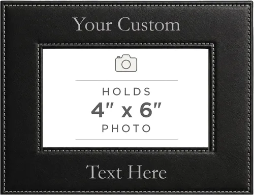 Vista 12 de Marco de fotos de piel sintética de cuero sintético grabado para añadir tu texto personalizado para colgar o en la mesa, marco de fotos familiares