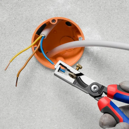 Vista 9 de KNIPEX Herramientas, 13 62 180 StriX Aislamiento Strippers Cable Tijeras Alicates de Corte, 7.25 Pulgadas