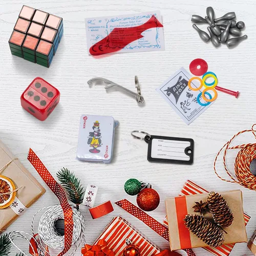 Vista 5 de JOYIN Paquete de 8 recuerdos de fiesta de Navidad con diseño de cascanueces sin broches para fiestas con suministros de fiesta para niños y adultos