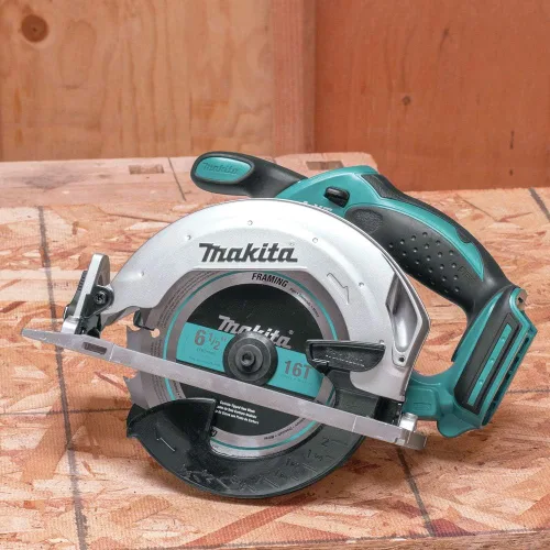 Vista 4 de Makita XRJ02Z 18V LXT Sierra de vaivén litio-ion inalámbrica.