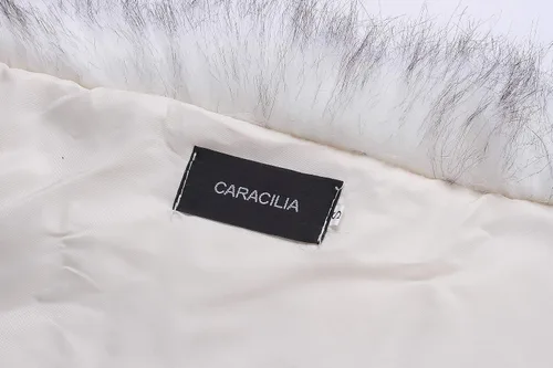 Vista 33 de Caracilia - Elegante estola tipo chal en piel sintética para el invierno.