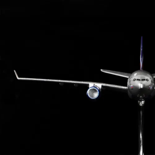 Vista 5 de 24-Hours Aeroflot-Russian Airlines Aeroflot-Russian Airlines Airbus A330 Modelos de aviones Die-cast 1:400