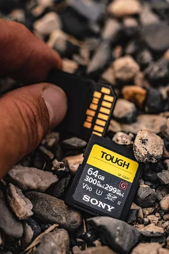Vista 5 de Sony SF-G32T/T1 - Tarjeta de memoria flash SDHC UHS-II clase 10 U3 de alto rendimiento con velocidad de lectura rápida de hasta 300 MB/s, 32 GB