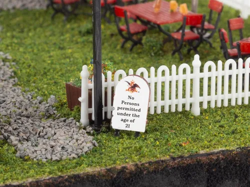 Vista 9 de Lionel Anheuser-Busch Biergarten HO Gauge Kit de construcción de tren