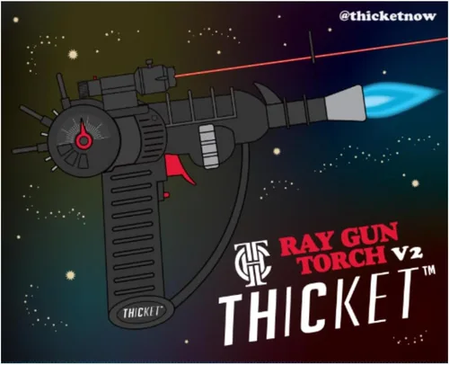 Vista 6 de Encendedor de Antorcha Raygun de THiCket, con Llama Ajustable y Bloqueo de Seguridad (Negro)