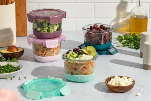 Vista 2 de Ello Duraglass Refresh - Juego de 4 recipientes de vidrio reutilizables de 2 tazas con tapas a prueba de fugas y mangas protectoras de silicona