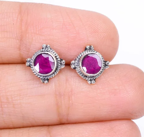 Vista 16 de Round Gemstone Stud Design 2