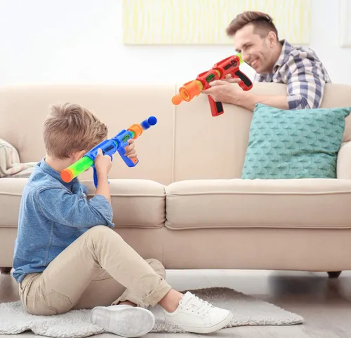 Vista 2 de Kiddie Play Pistola de espuma de juguete y pistolas atómicas para niños con bolas de espuma (paquete de 2 pistolas)