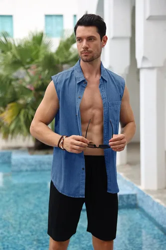 Vista 2 de Camisa de mezclilla sin mangas con botones para hombre, chaleco casual ligero