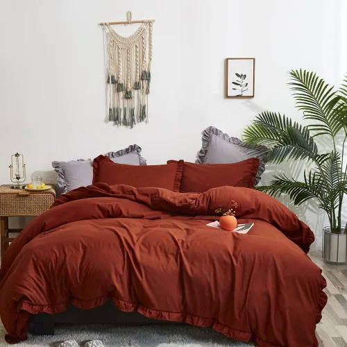 Vista 21 de CLOTHKNOW juego de edredón blanco de tamaño queen con volantes, ropa de cama de estilo granja, juegos de edredón shabby chic para todas las Volantes