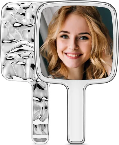 Vista 8 de MIRRORNOVA Espejo de mano, 4 pulgadas de largo x 7 pulgadas de ancho, espejo de pestañas pequeño para maquillaje, dorado