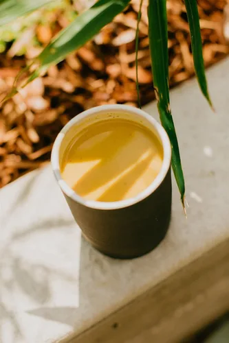 Vista 4 de PAAVANI Ayurveda Golden Milk - Hecho en Estados Unidos - Mezcla de cúrcuma ayurvédica y ashwagandha - Suplemento en polvo - Haldi Doodh - 100%