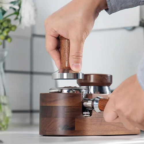 Vista 5 de MOJAE - Manipulador de café expreso de 2.087 in, herramienta de prensa de café con base plana de acero inoxidable 304 y mango de madera de nogal